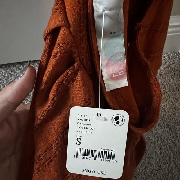 Free People top NWT - Picture 2 of 4